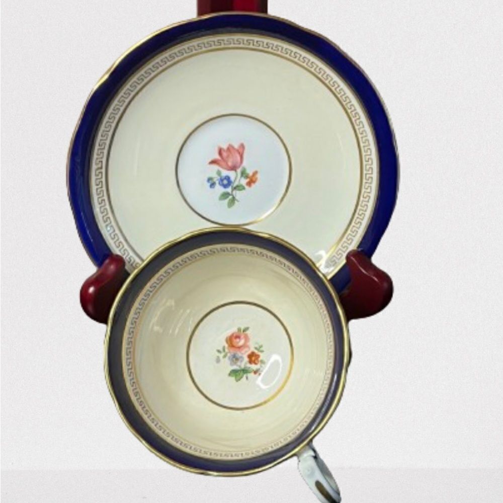 Aynsley England Eskdale bone China cup and saucer set
